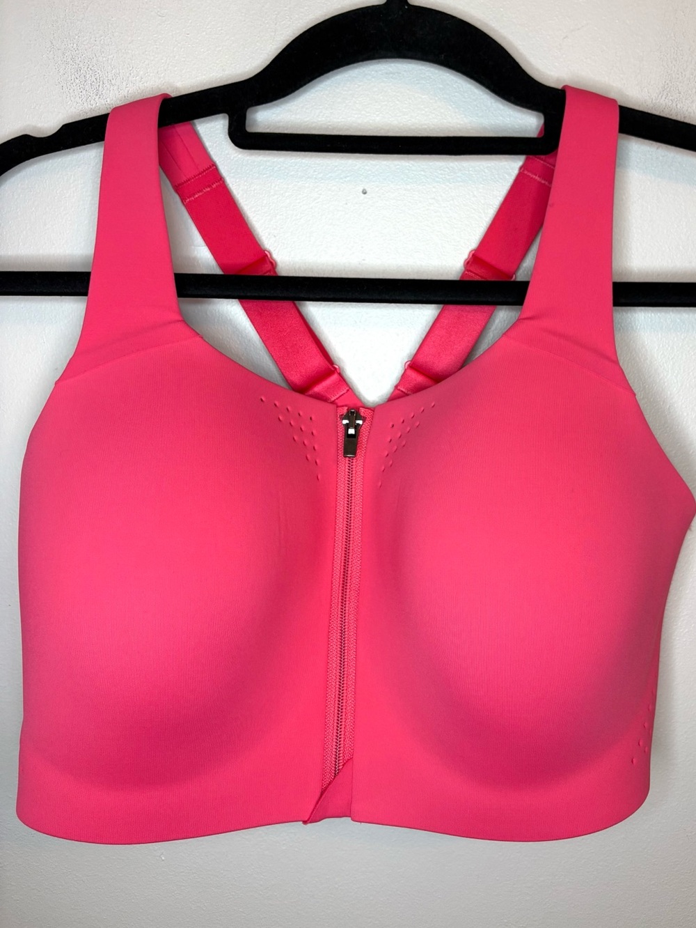 Victoria’s Secret VSX Featherweight Max Sports Bra Pink 36DD Front Zip